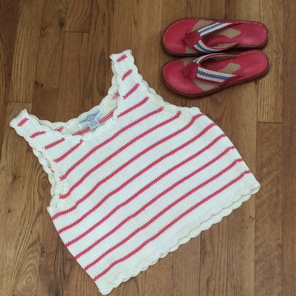 Tops - 😘Cute pink/white stripe crop tank sweater weight